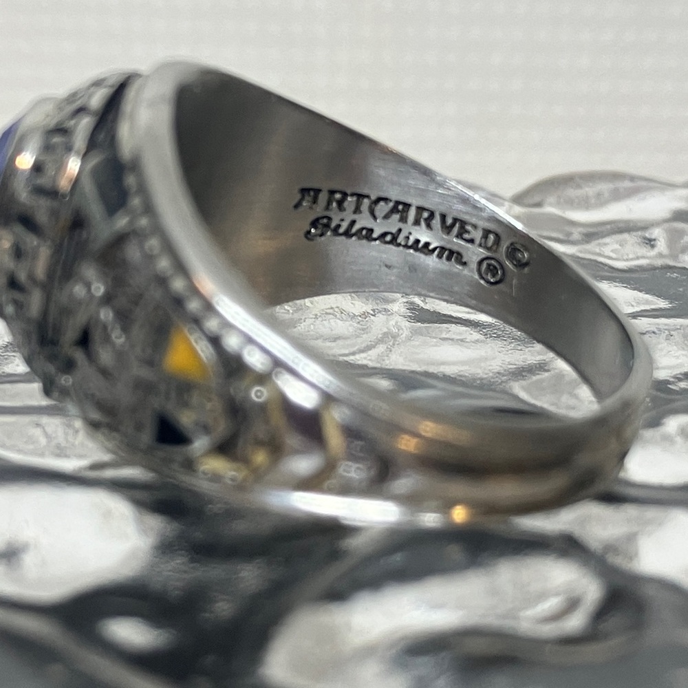 Class Ring - image 4